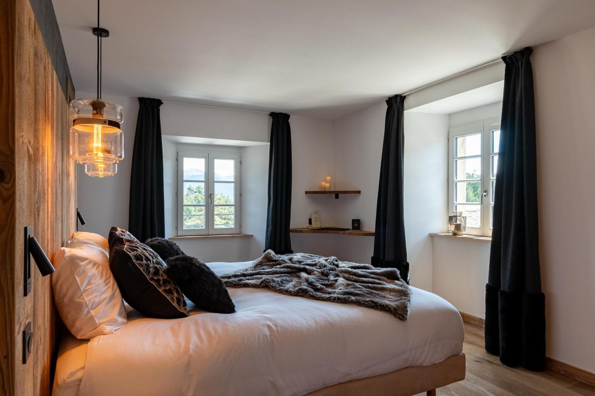 Grand Hotel L'Ermitage Font-Romeu-Odeillo-Via Екстер'єр фото